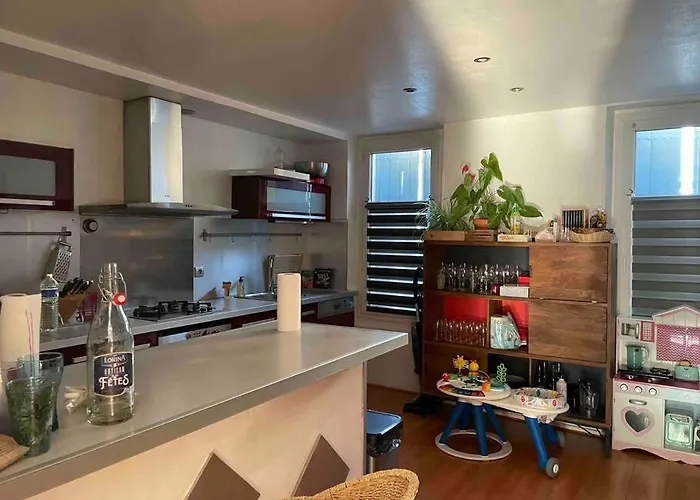 Centre -piscine View Our Profile Please Дом отдыха *